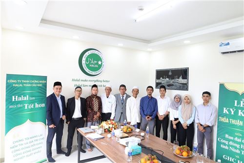 Signing Ceremony of the Cooperation Agreement Between GHC HALAL and the Representative Committee of the Muslim Community of Ninh Thuan Province